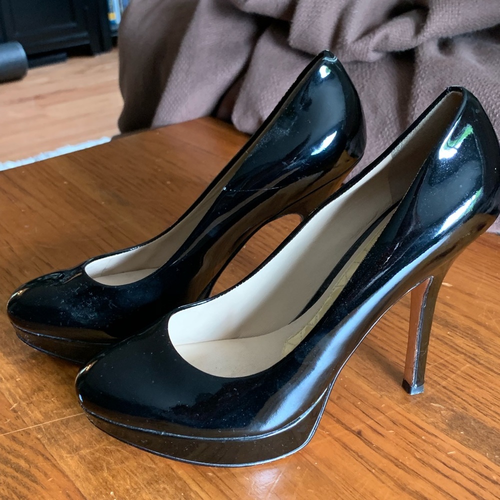Joan & David black patent platform pump